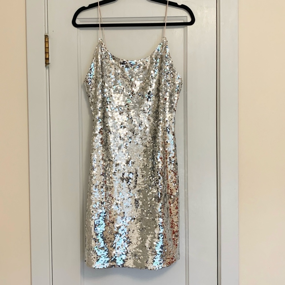 Alice + Olivia Giselle Sequin Tulle Mini Dress NWT - Picture 4 of 16